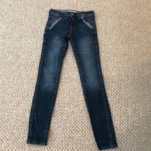 Zara jeans